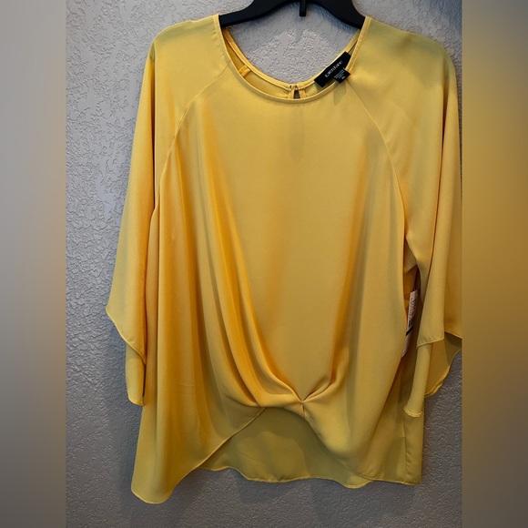 Karen Kane Tops - Karen Kane Yellow Knot-Front Tunic Top